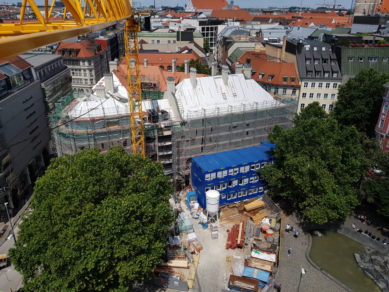Ruffinihaus_München_Winterbau_mit_Flüssiggas_Tyczka Energy_1600x1200